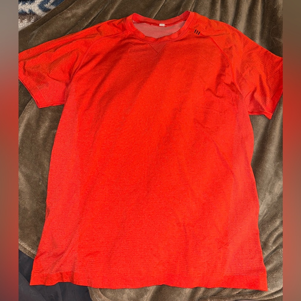 Lululemon short sleeve